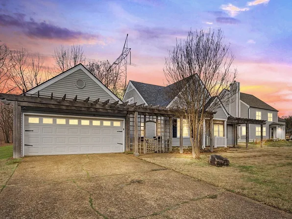 2819 McVay Trail Dr, Memphis, TN 38119