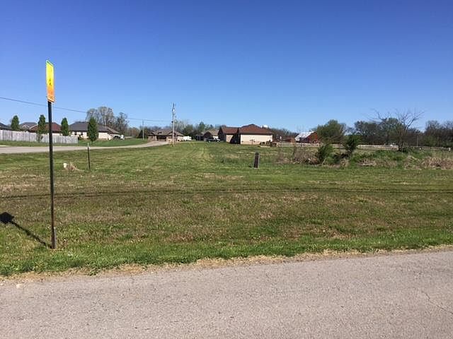1st image of 1349 Volunteer Ln