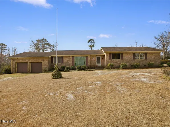 121 Loop Road, Leland, NC 28451