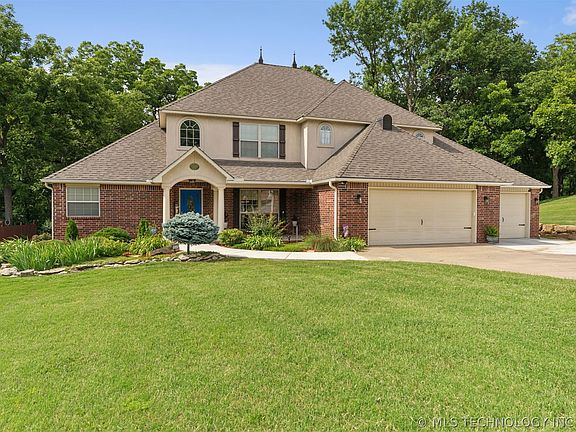 3rd image of 9845 E Shadowlake Ln