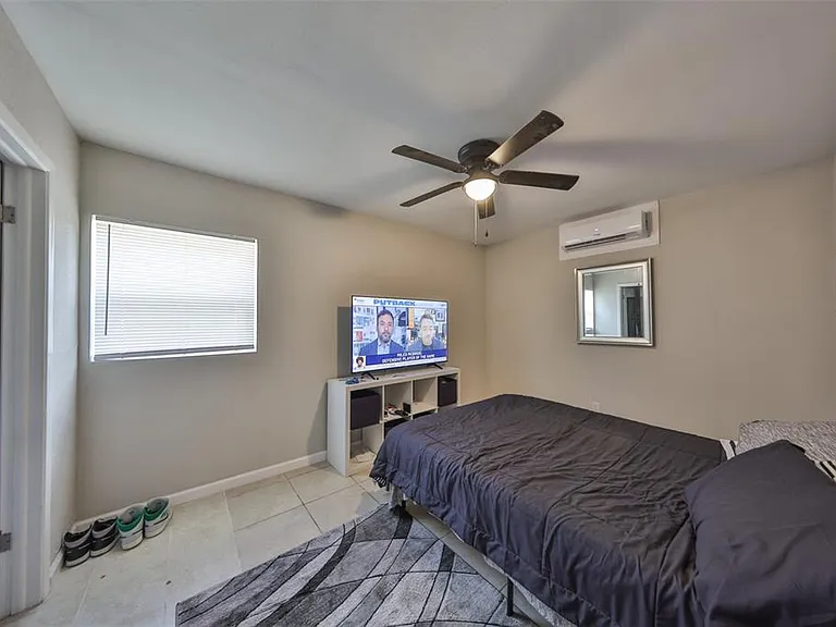 11708 Balm Riverview Rd — Photo 7