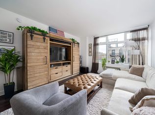 1450 Washington St APT 513, Hoboken, NJ 07030