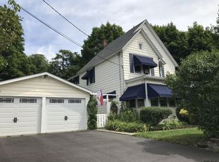 20 Packer Ave, Troy, NY 12180
