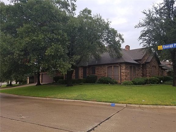 2nd image of 5418 Emerald Park Blvd