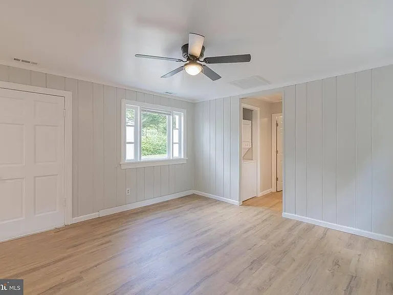 1816 Maple Ln — Photo 10