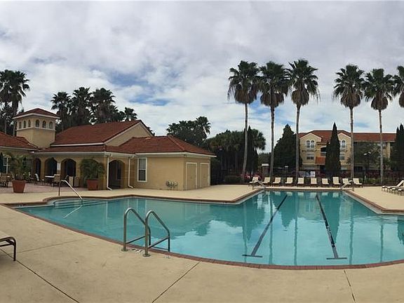 3rd image of 18001 Richmond Place Dr APT 1027