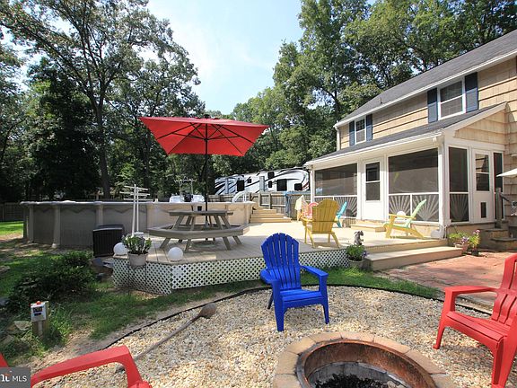 2nd image of 9666 Cedar Ln