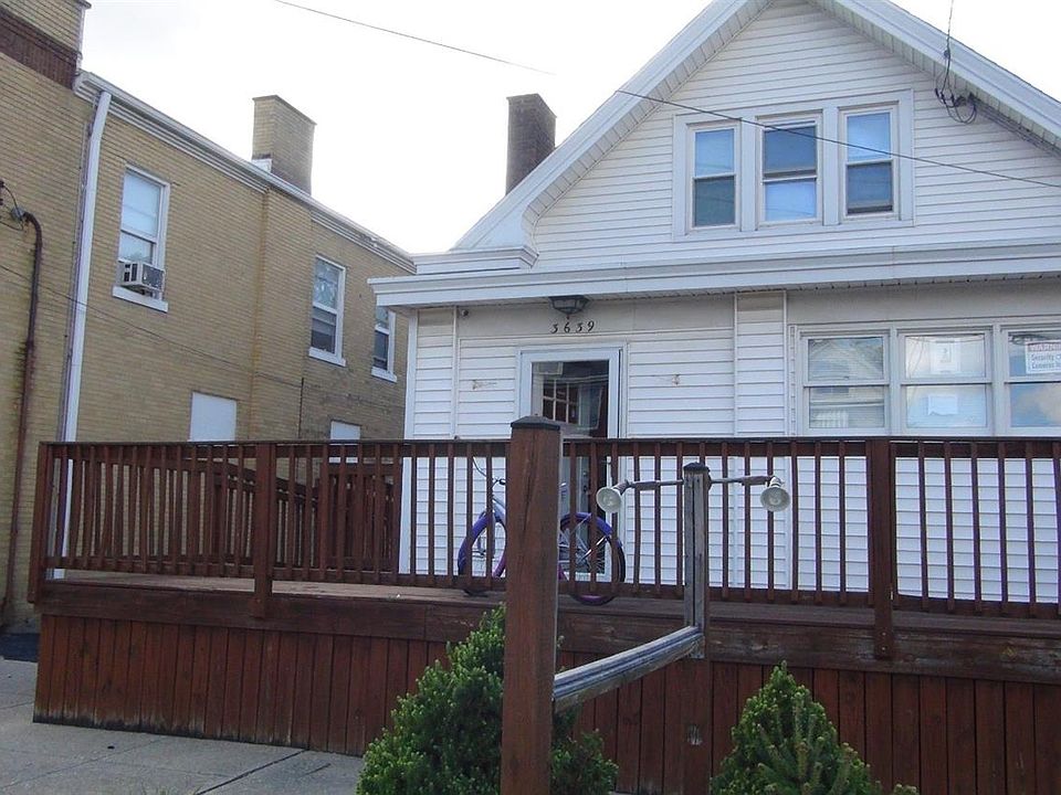 1st image of 3639 Glenmore Ave #1