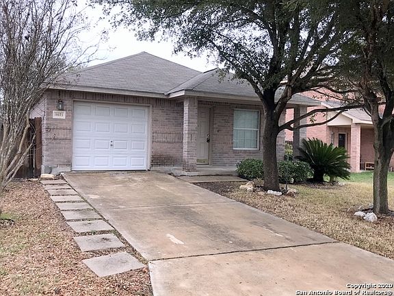 3rd image of 9671 Acadian Dr