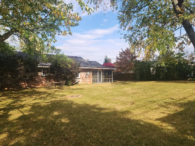 614 Portland Dr — Photo 20