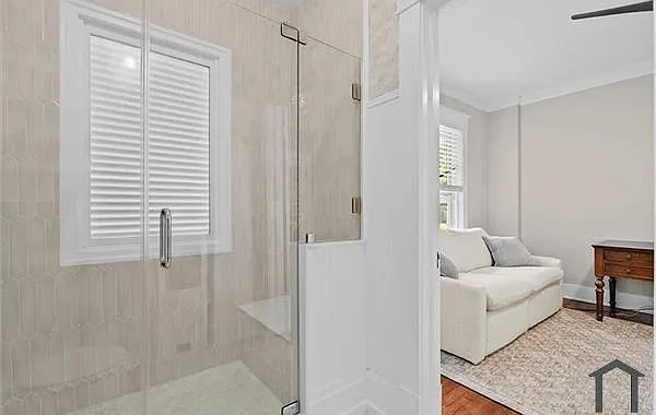 305 E Hendrix St — Photo 8