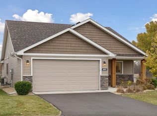 4005 Iris Ct, Rockford, MN 55373
