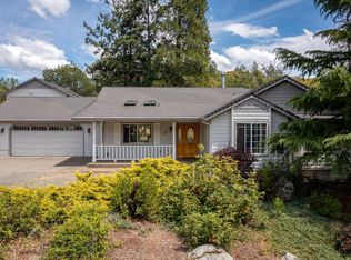 375 Appaloosa Ln, Grants Pass, OR 97526