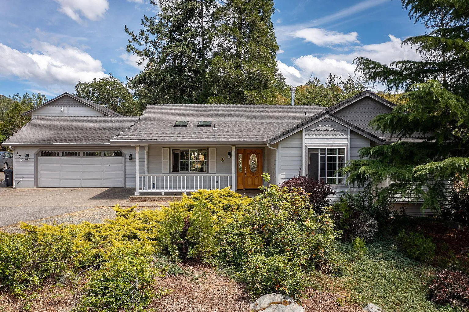 375 Appaloosa Ln photo 1