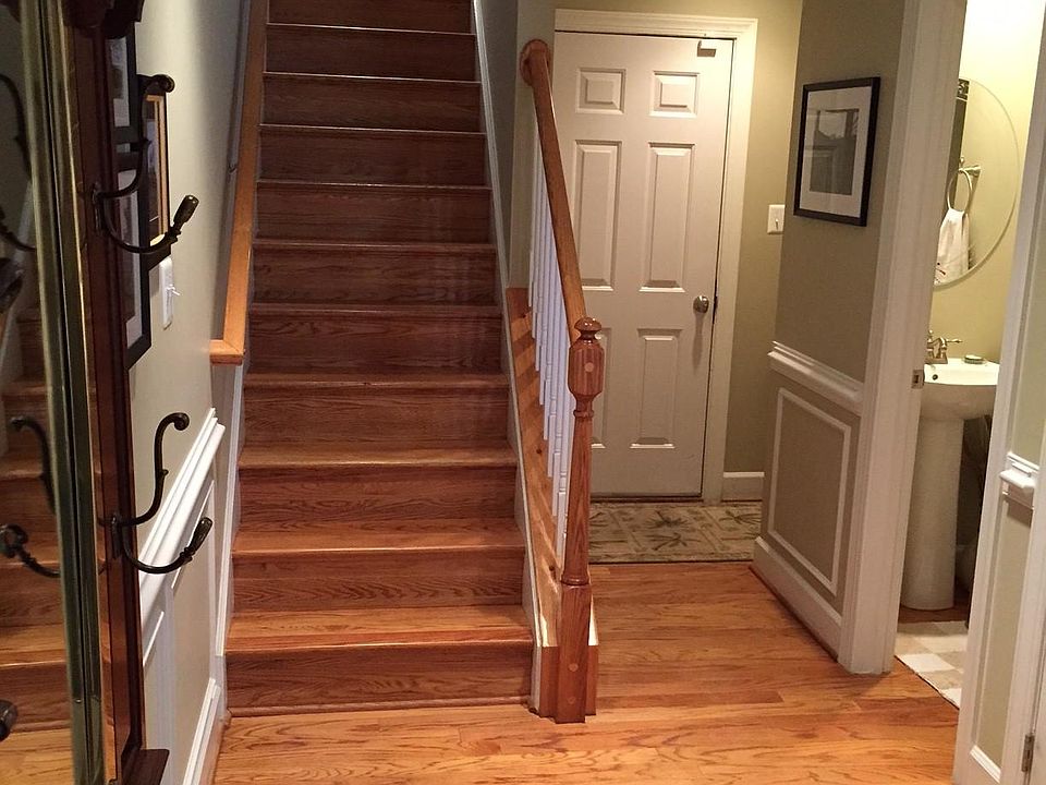1st image of 2409 Fairfax Dr