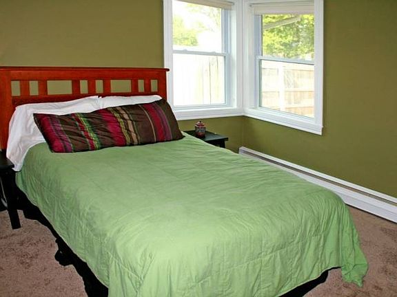 The second bedroom is a good size and the closet also has the closet organizers.