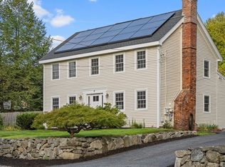 5 Elm St, Upton, MA 01568