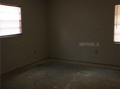5th image of 1905 Verano Dr