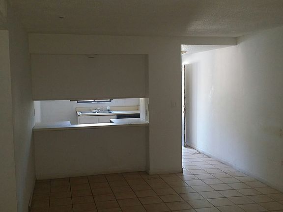 3rd image of 1517 Doby Cir