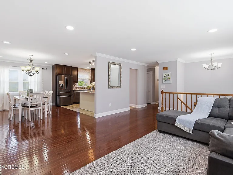 15 Bristlecone Dr — Photo 7