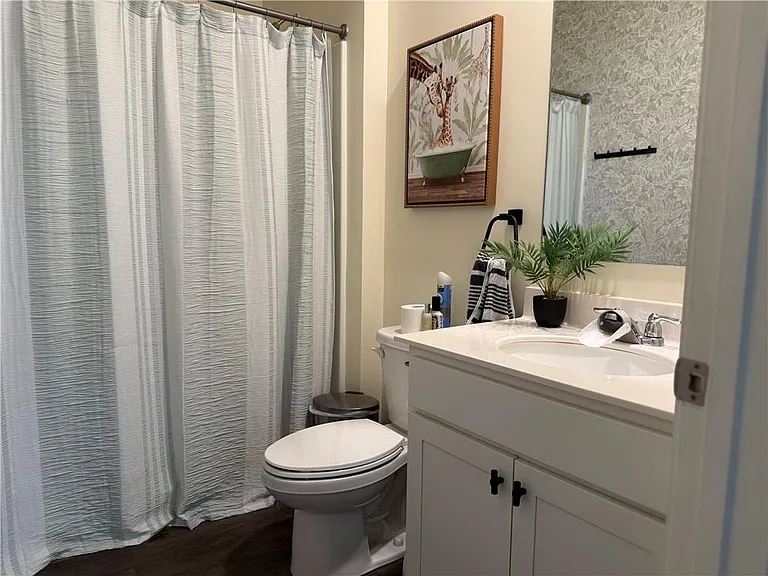1083 Shadow Glen Dr — Photo 23