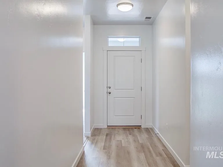 5940 S Sturgeon Way — Photo 8