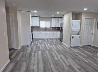 843 W Avenue H8, Lancaster, CA 93534