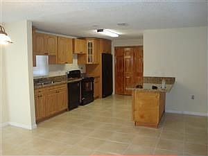 1st image of 741 NW 38th Ave