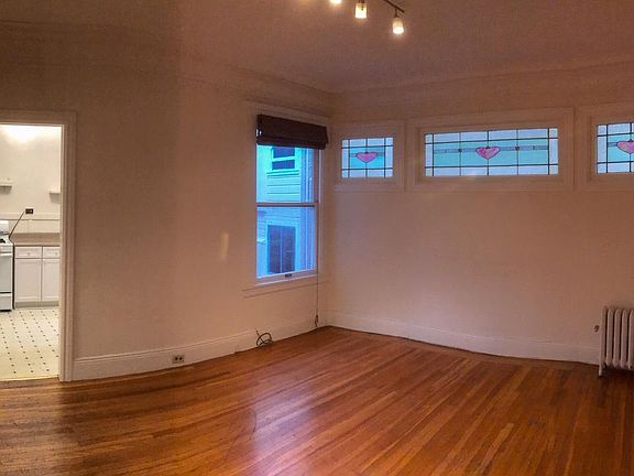 3rd image of 1370 Washington St APT 5