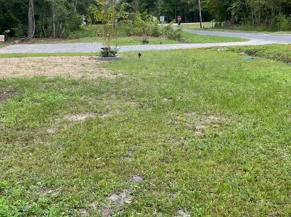 680 Barracada Rd, Walterboro, SC 29488