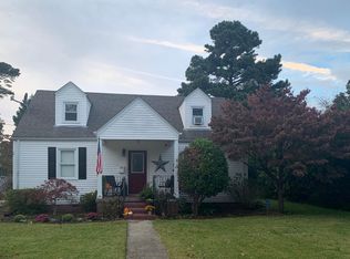 1360 Fishermans Rd, Norfolk, VA 23503