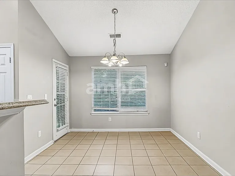 3276 Peach Ct NW — Photo 5