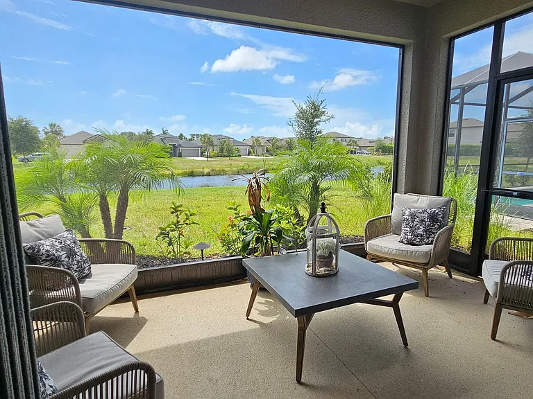 15285 Shady Palms Ln — Photo 38