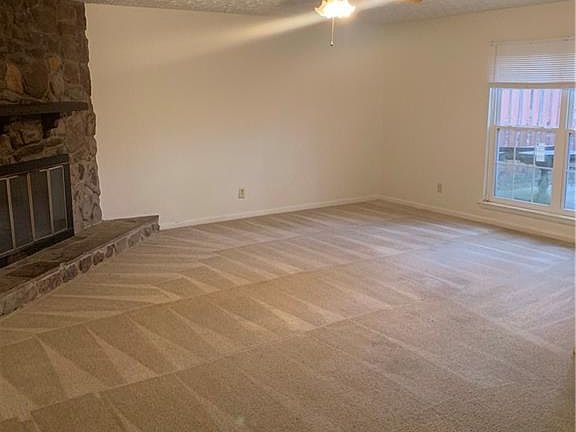 3rd image of 3518 Rolls Ave