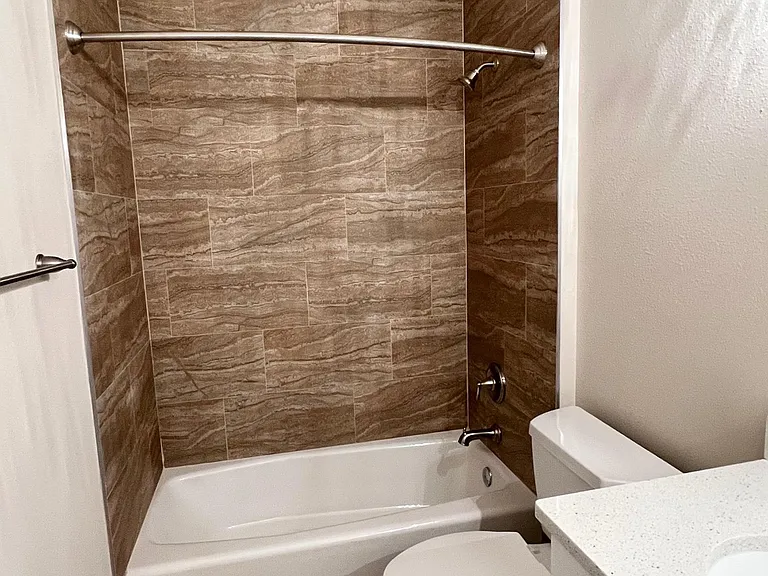 843 Avery Park Dr — Photo 9