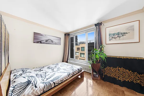 Sold by Compass | media 10