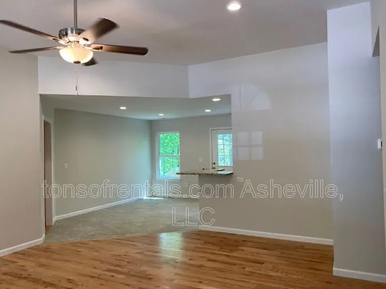 31 John Halford Ct — Photo 4