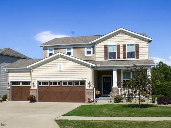 1975 Baker Ln, Stow, OH 44224