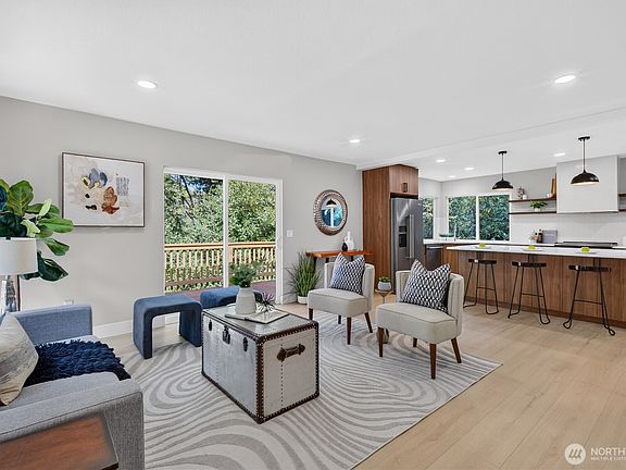 5th image of 2212 Belvidere Avenue SW
