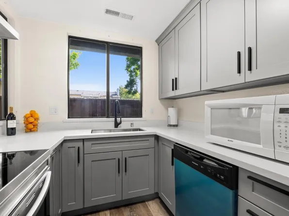 6043 Joaquin Murieta Ave APT B, Newark, CA 94560