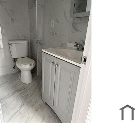 2nd image of 1632 Taylor Ave Fl 3