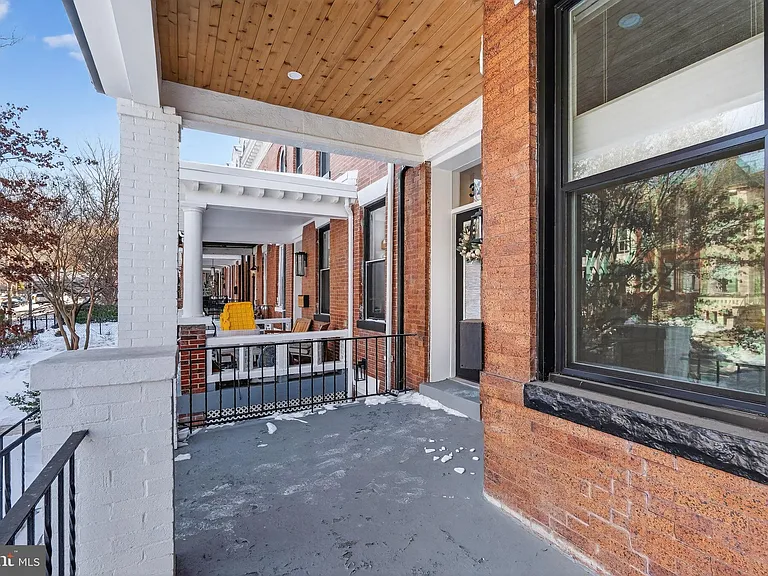 32 Adams St NW — Photo 49