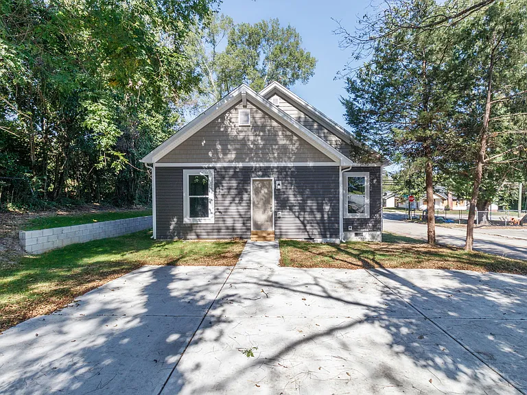 307 E Arch St — Photo 37