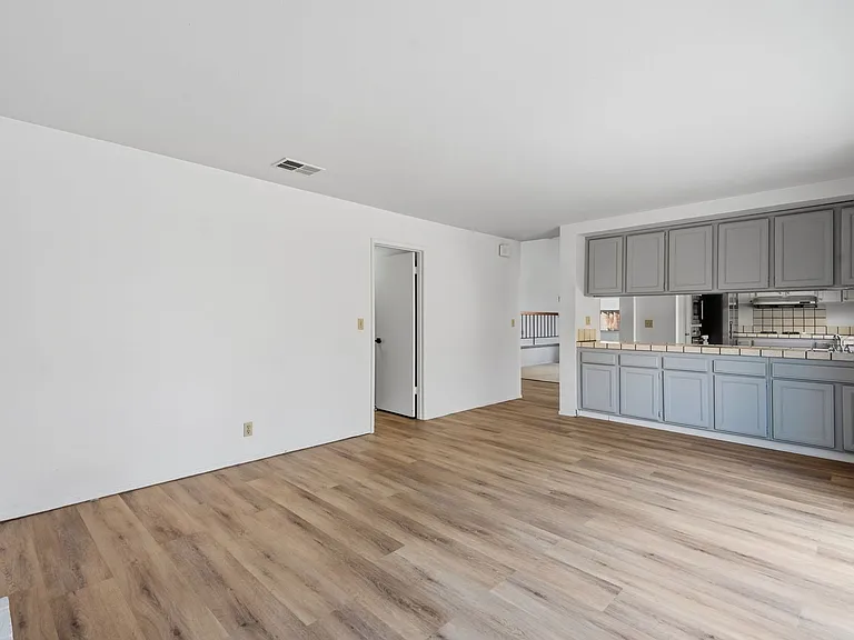 1387 Xavier Ave — Photo 13