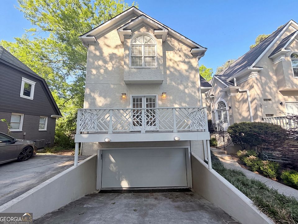 1st image of 1821 Monroe Dr NE