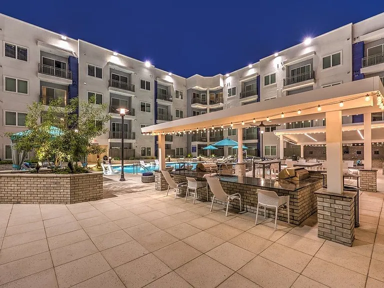 Lura Vegas Apartments — Photo 75
