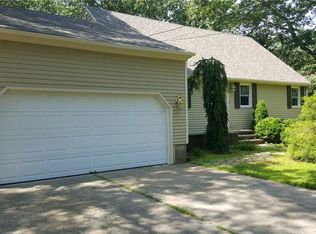 130 Bishop Hill Rd, Johnston, RI 02919