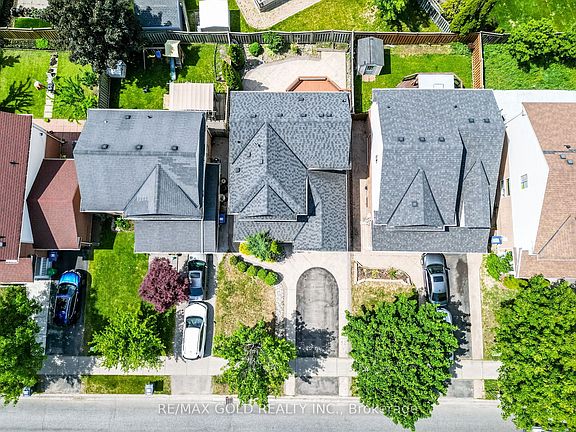4th image of 34 Worthington Ave