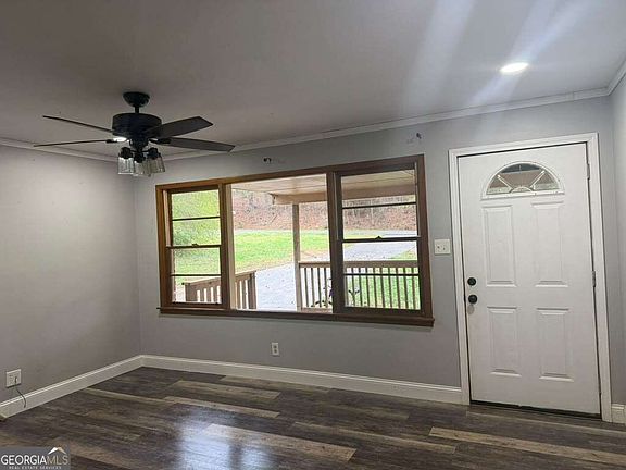 4th image of 803 S Red Rock Rd