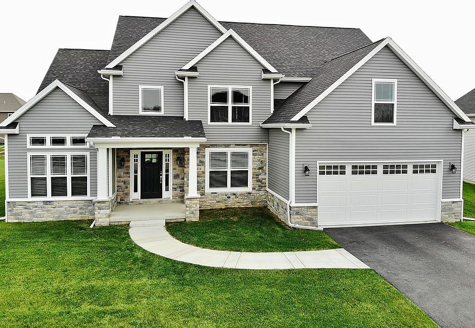 1st image of 114 Taylors Mill Cir